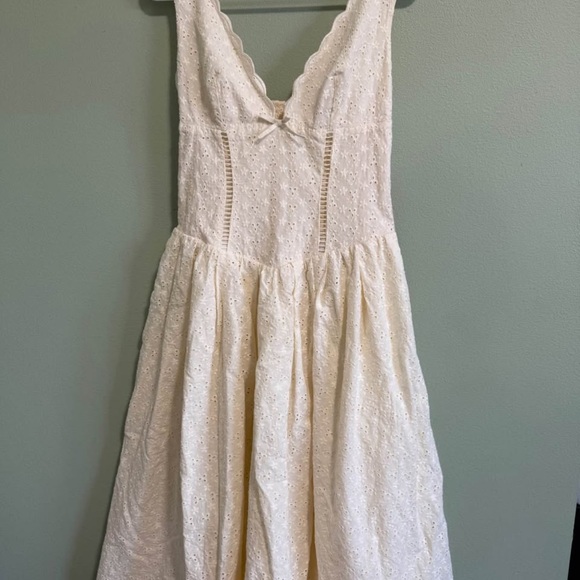 Oh Polly Eyelet Midi Dress US size 8 - Picture 2 of 5